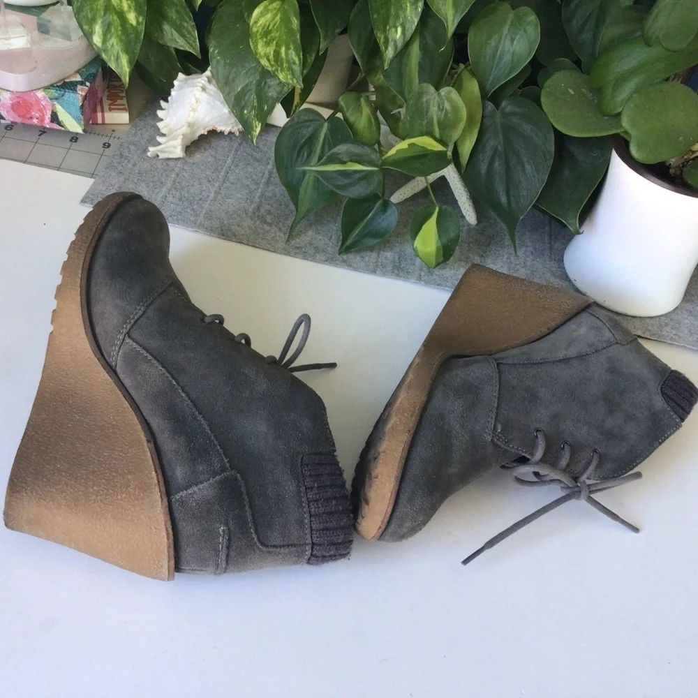 Lacoste Gray Suede Ankle Booties